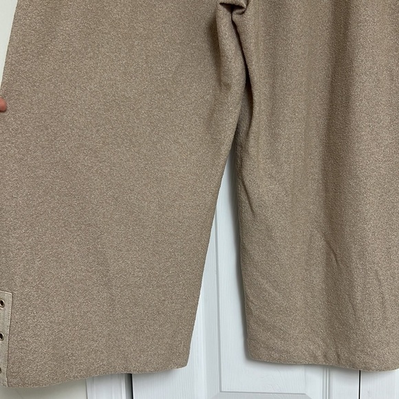 St. John sport knit drawstring pants| Resort 07 GRP 2 - Picture 9 of 12